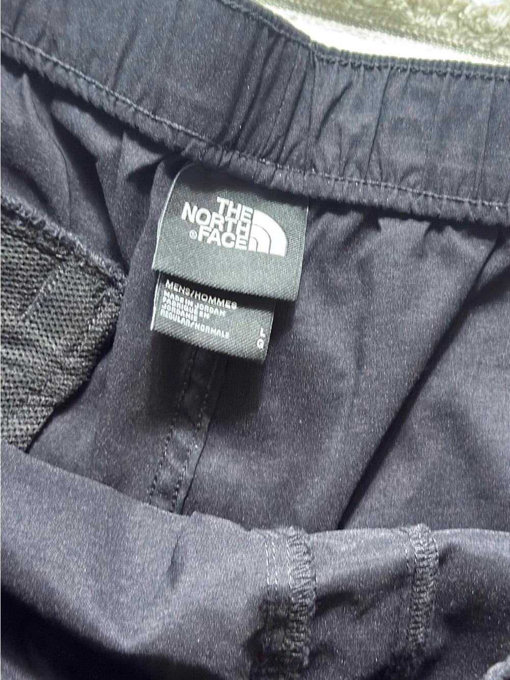 The North Face Men's Black Nylon Woven Drawstring Shorts Slash Pockets Sz M